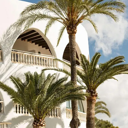 Hilton Mallorca Galatzo Hotel 5*
